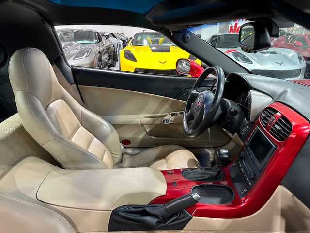 Used 2005 Chevrolet Corvette Coupe w/ Preferred Equipment Group RWD image 13
