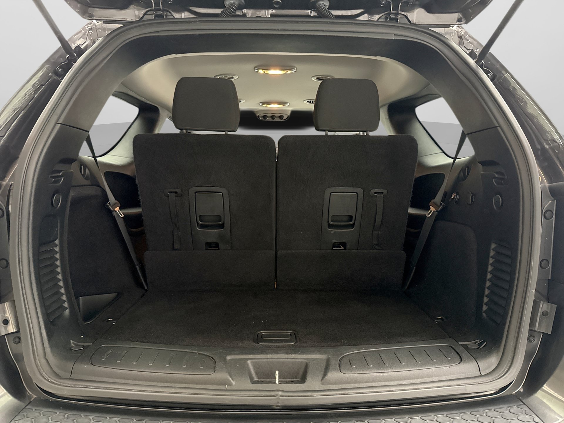 Used 2019 Dodge Durango SXT w/ Trailer Tow Group IV AWD/4WD image 19