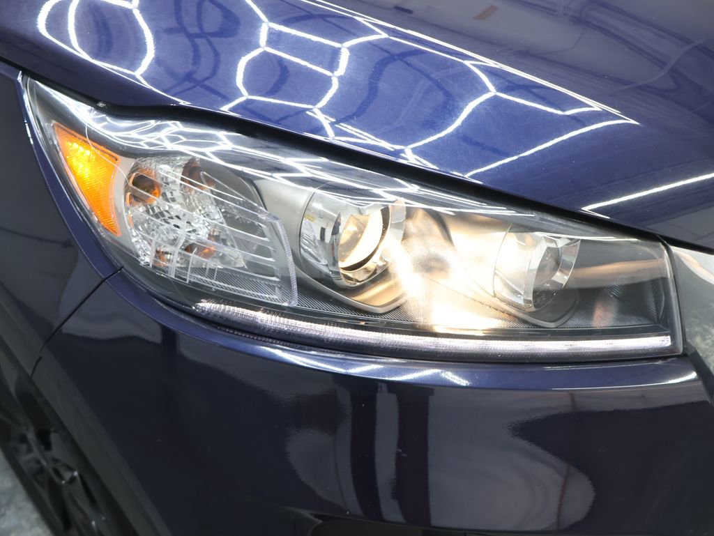 Used 2020 Kia Sorento S FWD image 30