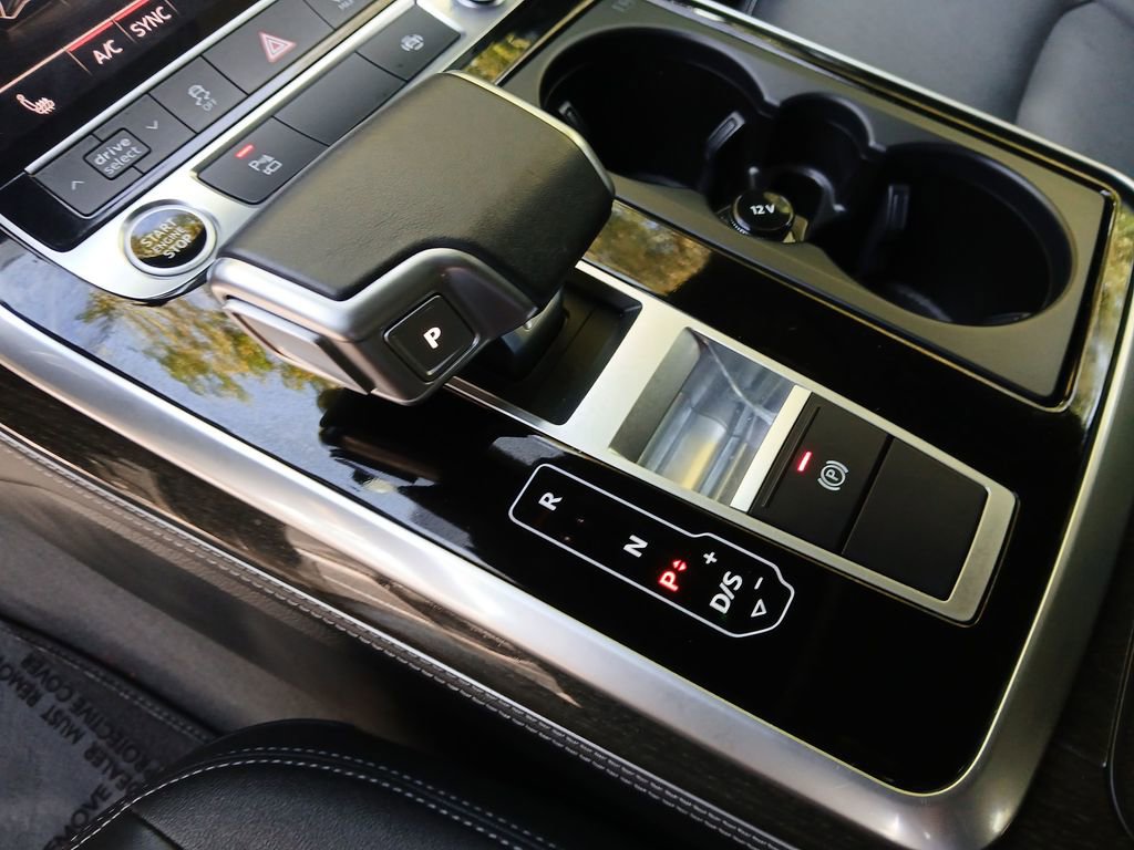 Used 2025 Audi Q7 3.0T Premium Plus image 24