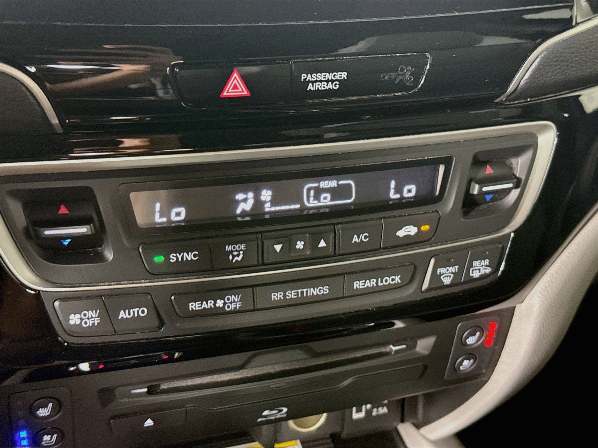Used 2022 Honda Pilot Elite image 19
