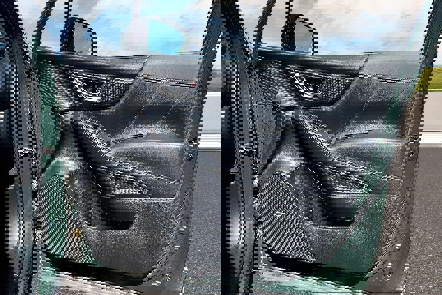 Used 2023 Subaru Forester Touring image 20