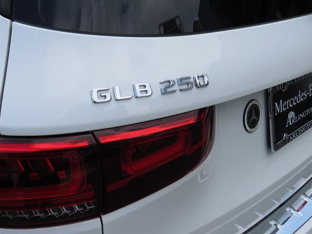 Certified 2023 Mercedes-Benz GLB 250 4MATIC image 28