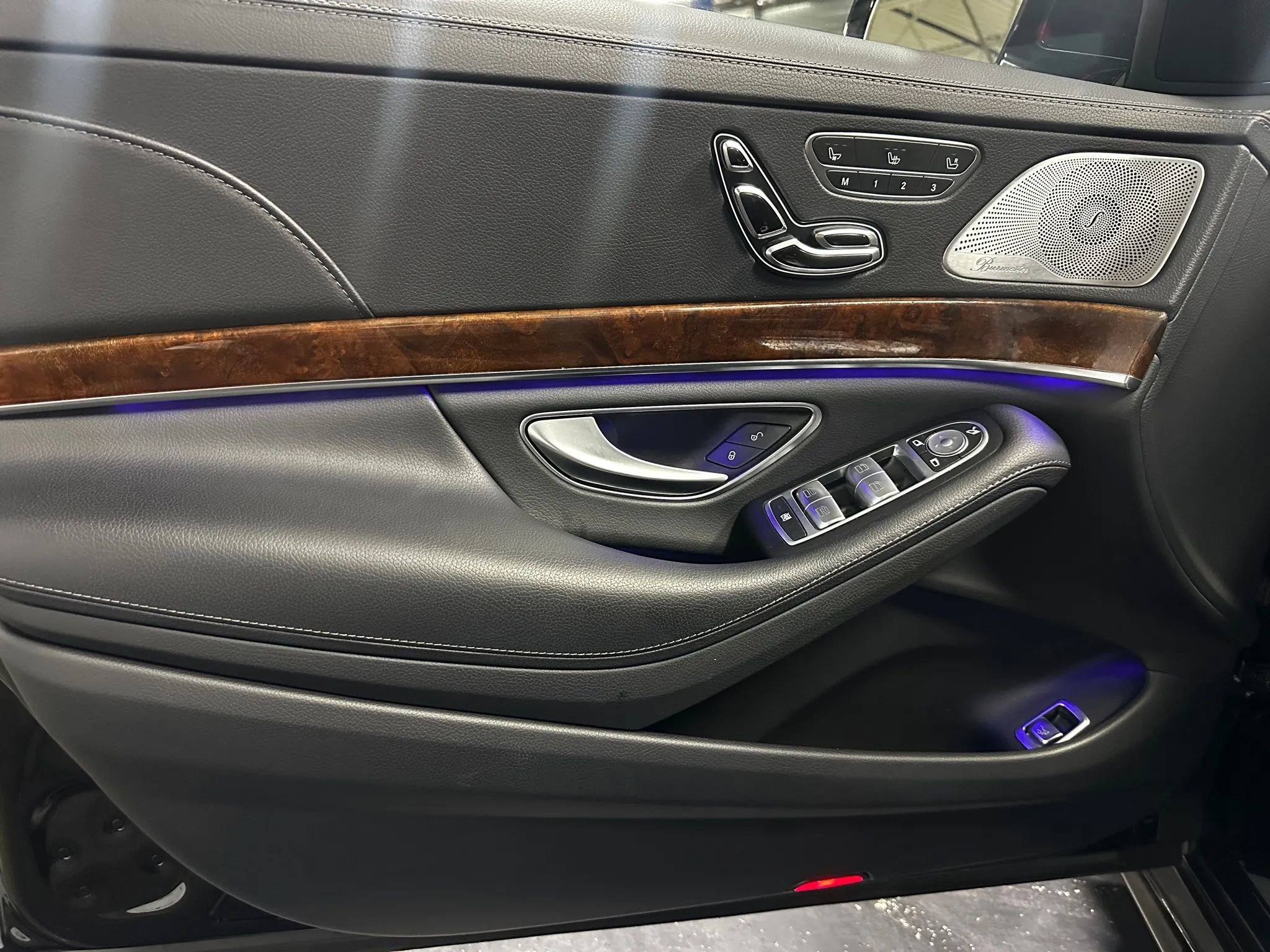 Used 2017 Mercedes-Benz S 550 Sedan image 9