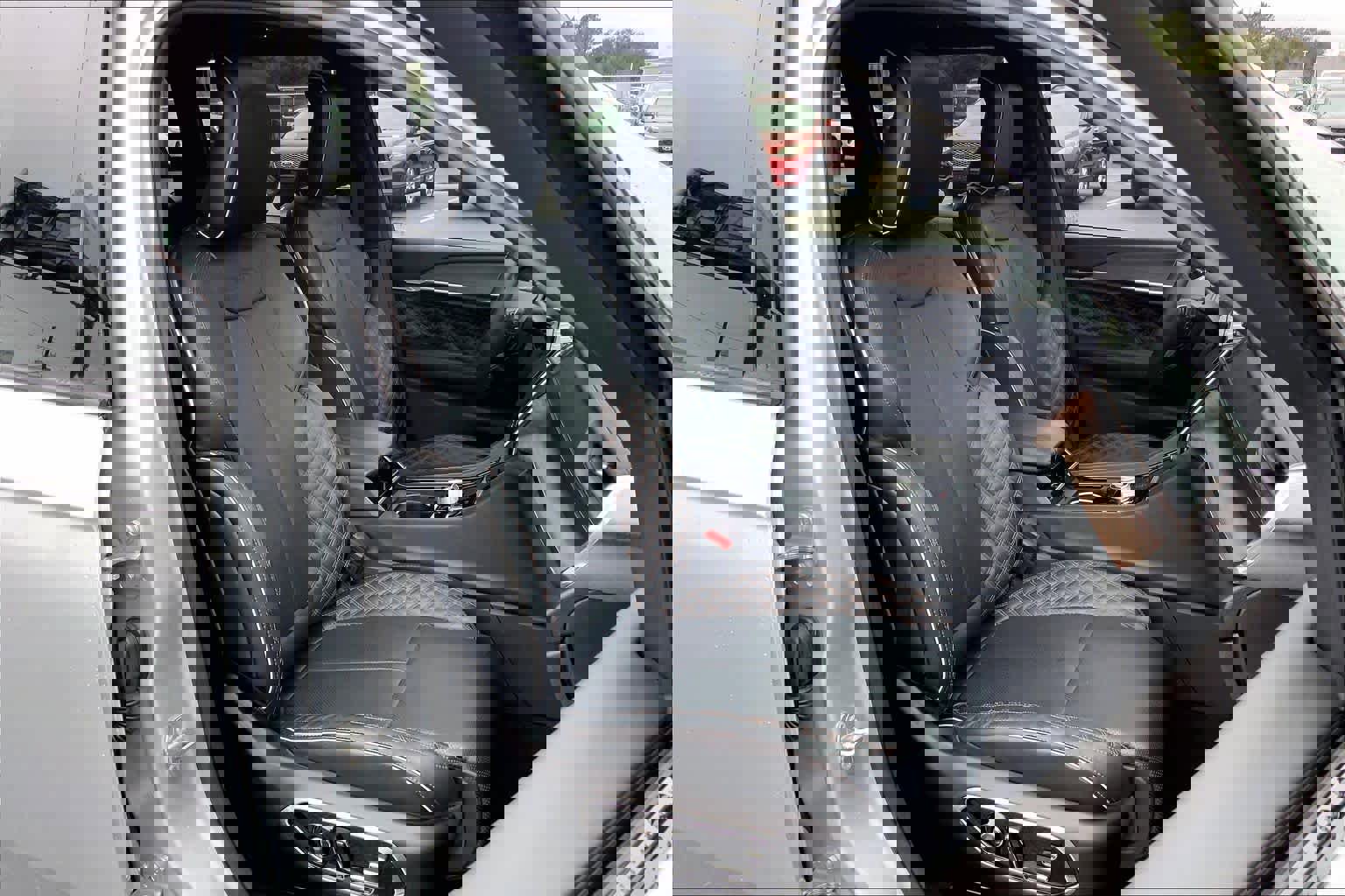 Used 2025 Jeep Grand Cherokee Summit w/ Obsidian Package image 9