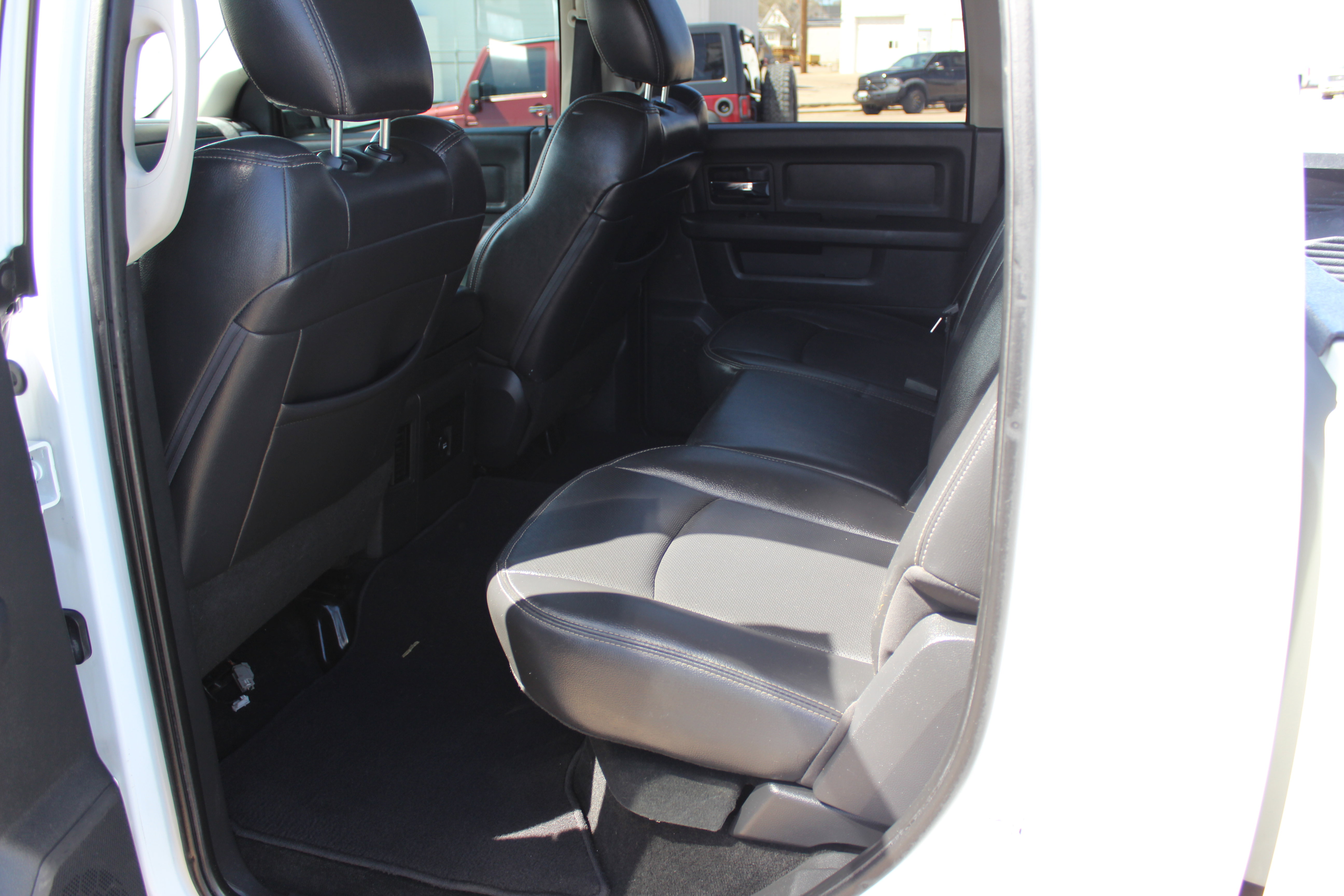 Used 2012 RAM 1500 Sport w/ Sport Premium Group AWD/4WD image 16