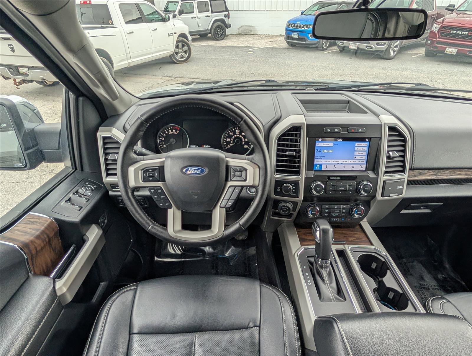Used 2019 Ford F150 Lariat image 16