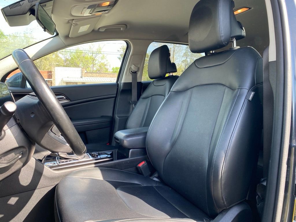 Used 2023 Kia Sportage EX image 10