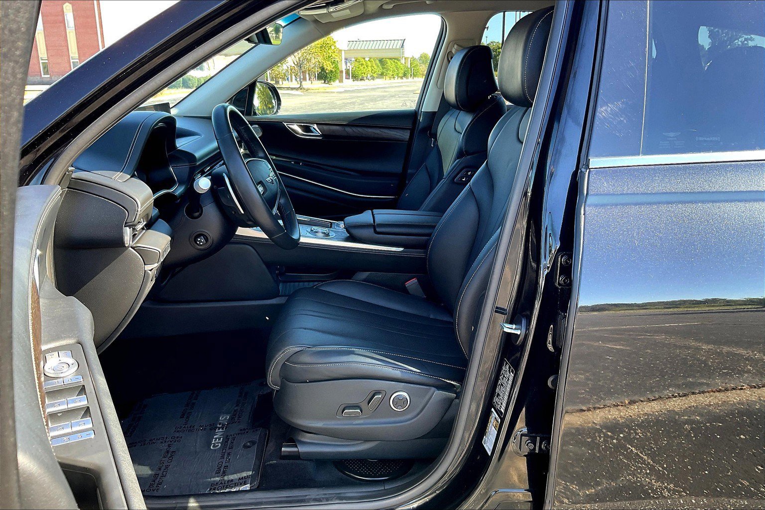 Used 2024 Genesis GV80 3.5T image 7