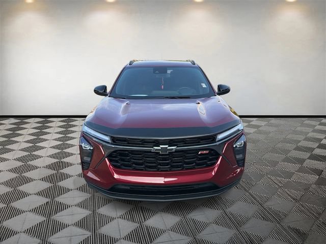 Used 2025 Chevrolet Trax RS w/ Driver Confidence Package FWD image 2