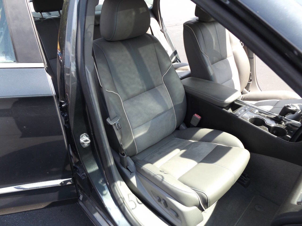 Used 2014 Chevrolet Impala LT w/ Premium Seating Package image 23