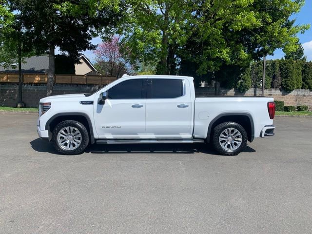 Used 2022 GMC Sierra 1500 Denali AWD/4WD image 2
