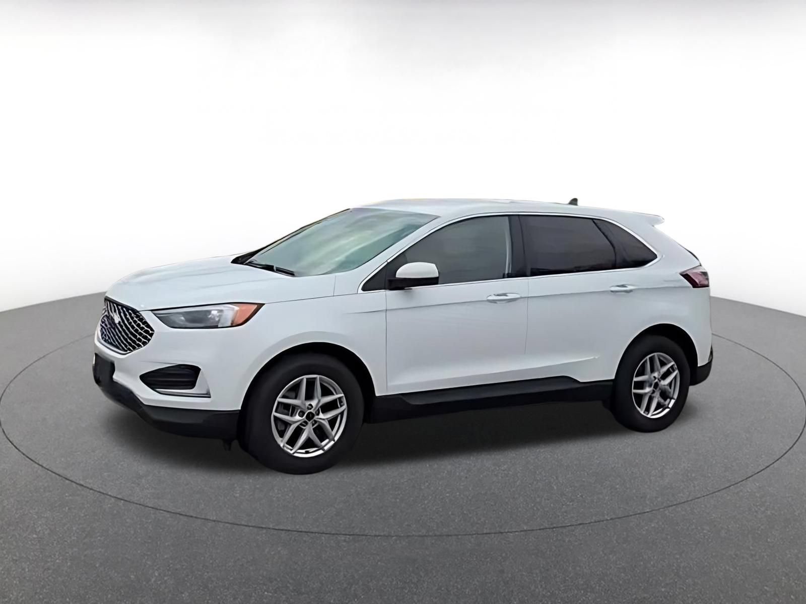 Used 2024 Ford Edge SEL AWD/4WD image 7