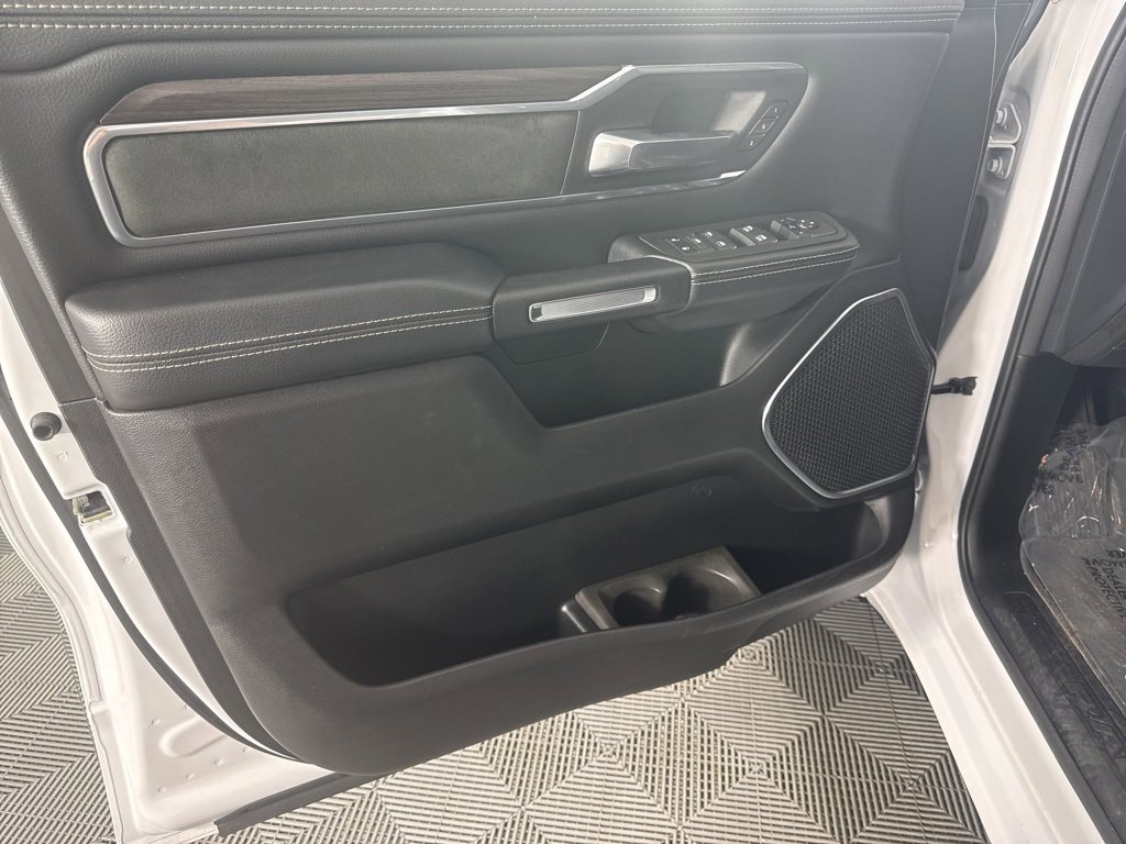 Used 2025 RAM 1500 Laramie image 14