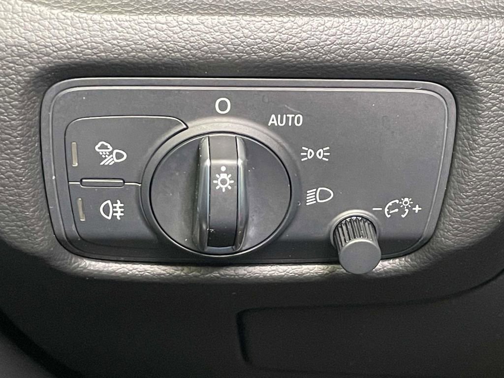 Used 2018 Audi S3 Premium Plus image 35