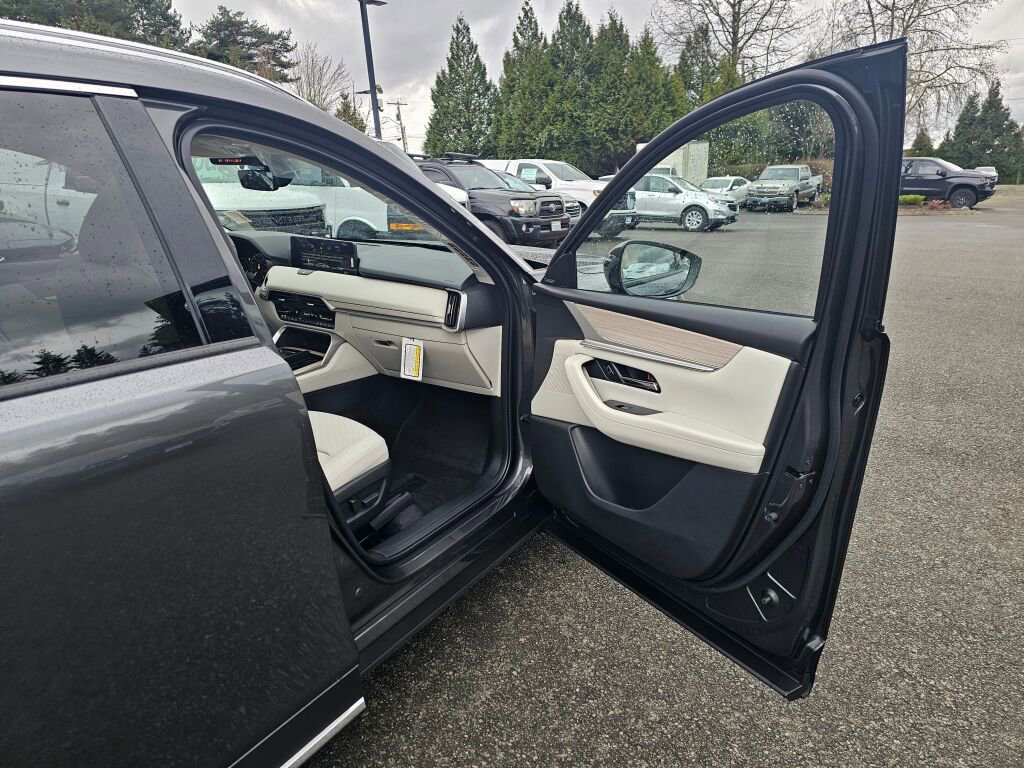 New 2026 MAZDA CX-90 Plug-In Hybrid w/ Premium Plus image 31