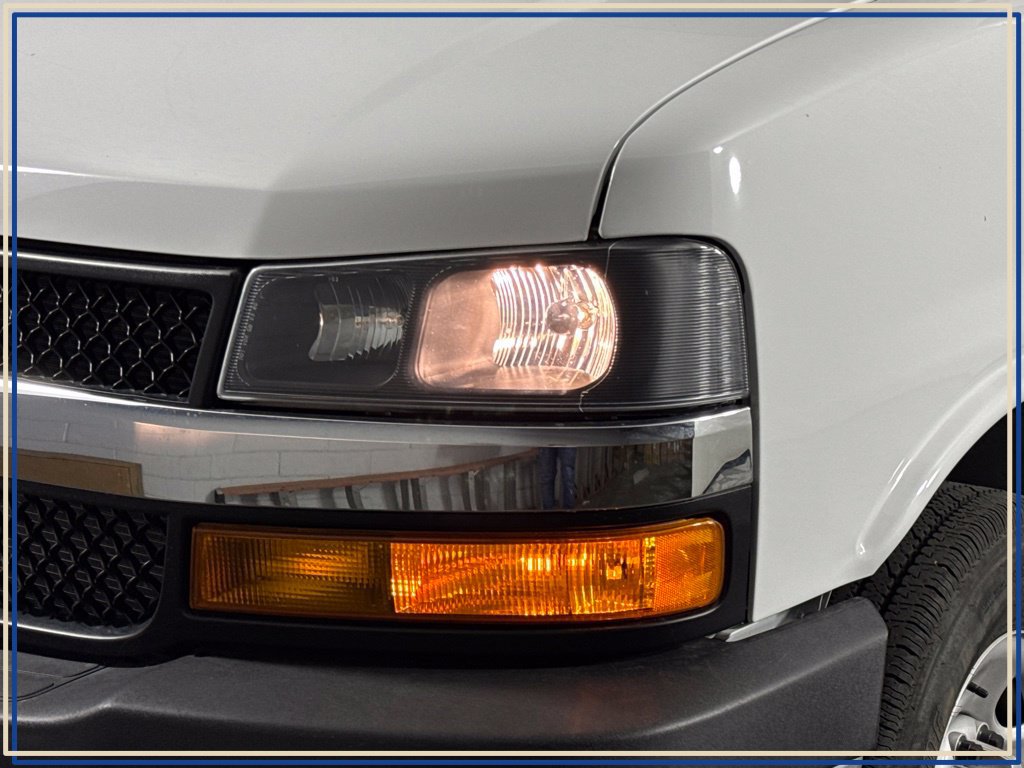 Used 2025 Chevrolet Express 2500 w/ Driver Convenience Package RWD image 2