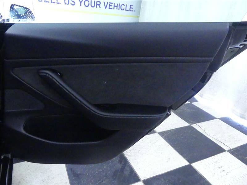 Used 2019 Tesla Model 3 Standard Range Plus image 23
