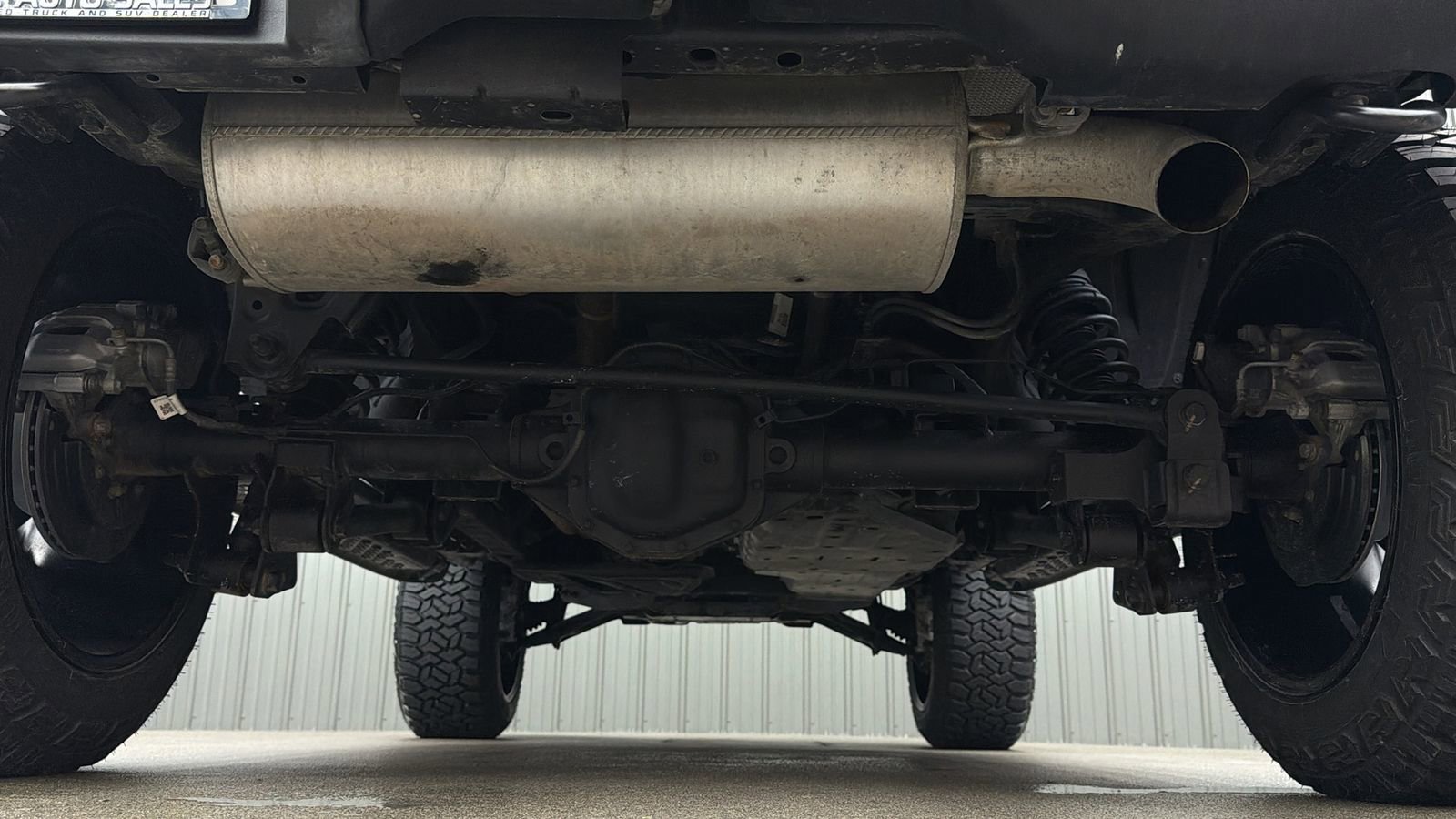 Used 2025 Ford Bronco Badlands image 17