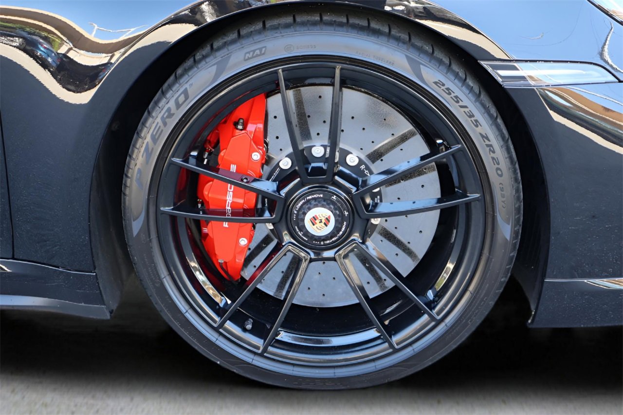 Used 2022 Porsche 911 Turbo S image 10