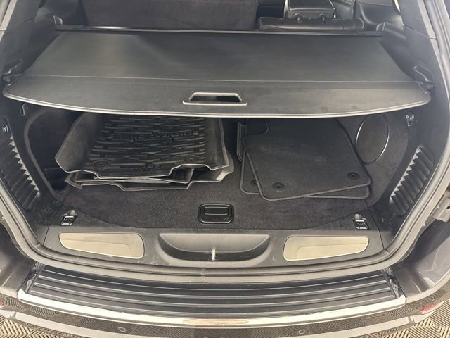 Used 2020 Jeep Grand Cherokee Overland AWD/4WD image 31