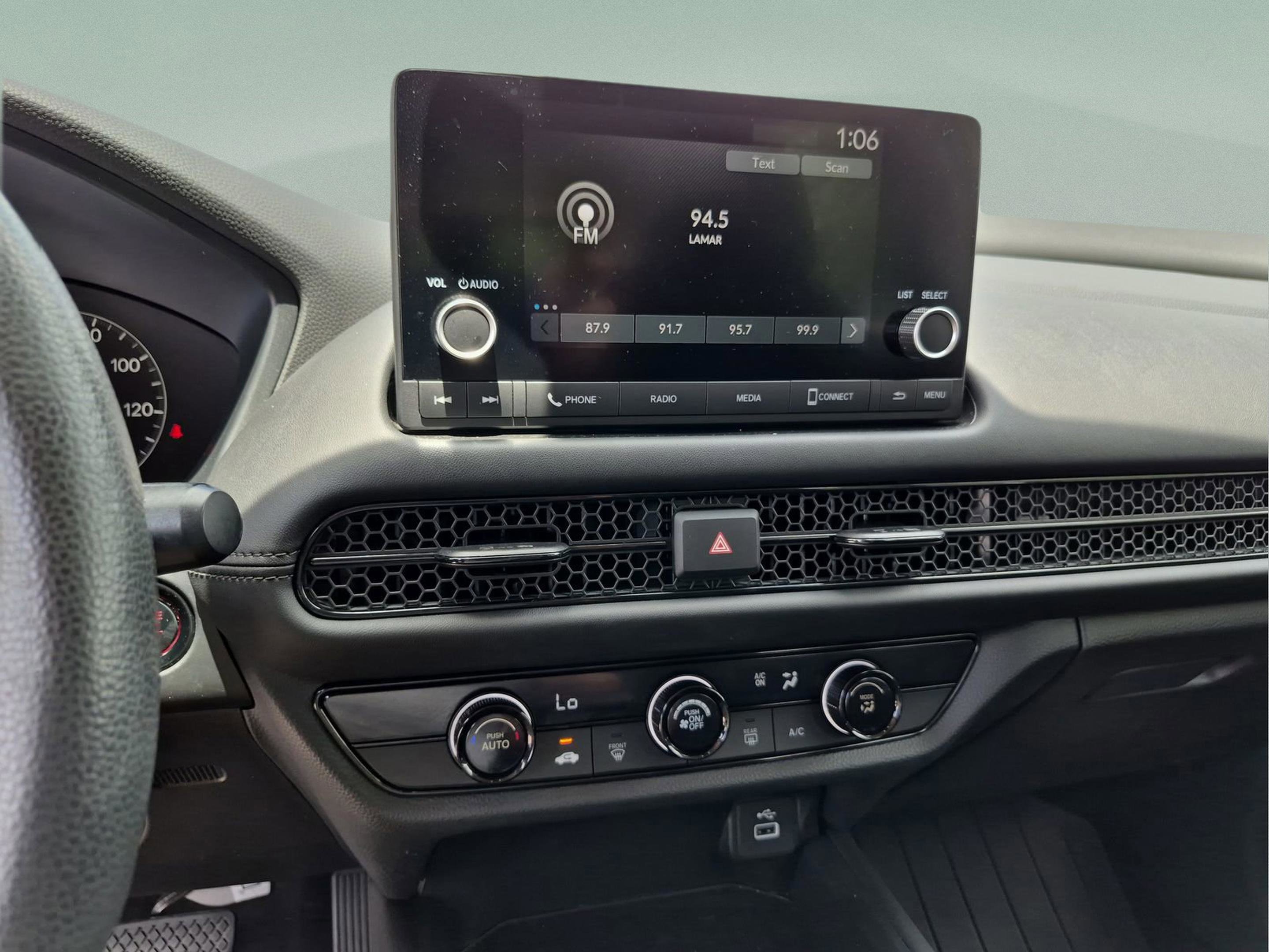 Certified 2023 Honda HR-V LX image 12