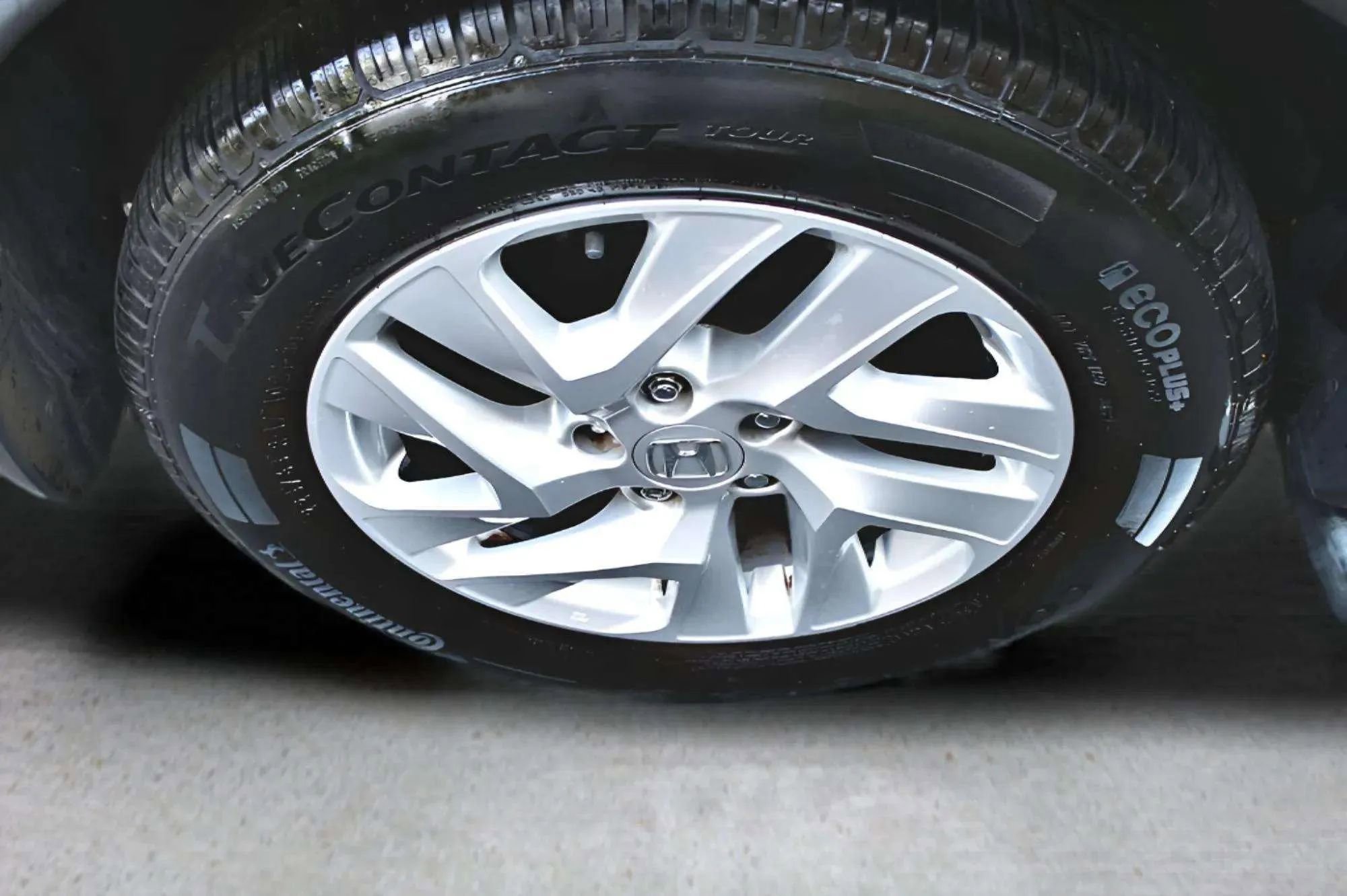 Used 2015 Honda CR-V EX-L image 32