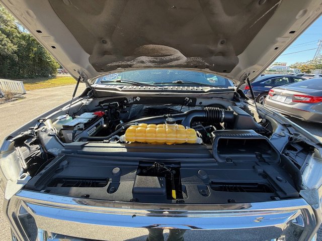 Used 2015 Ford F150 XLT image 5