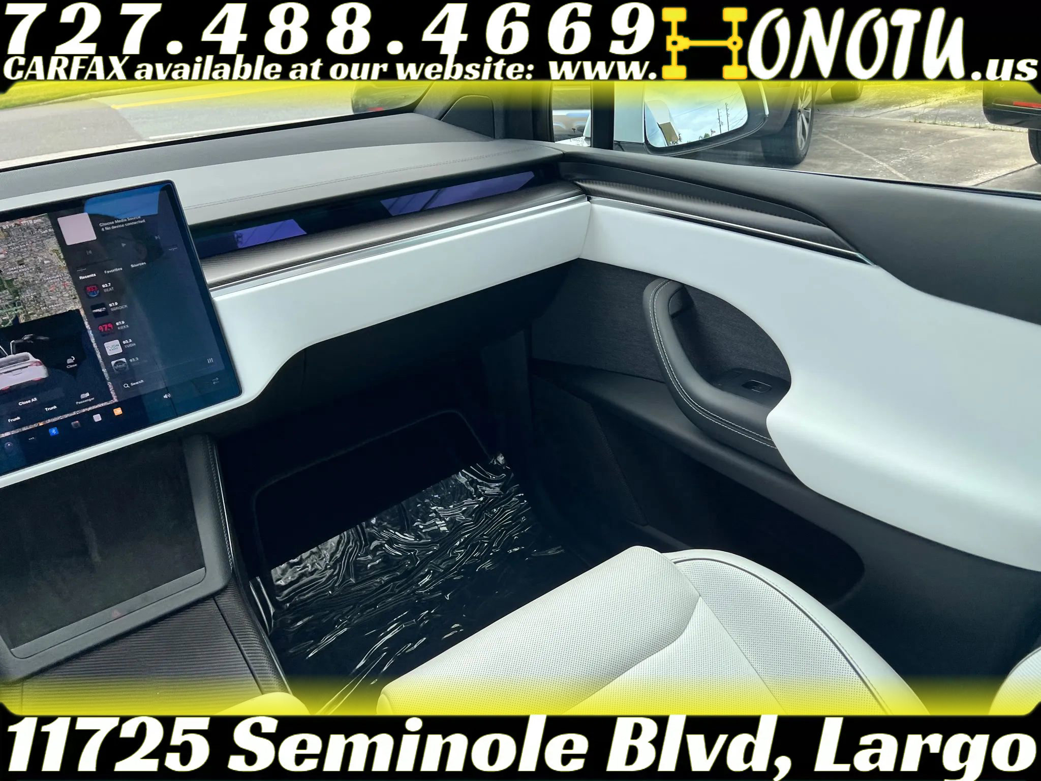 Used 2022 Tesla Model X Plaid image 13