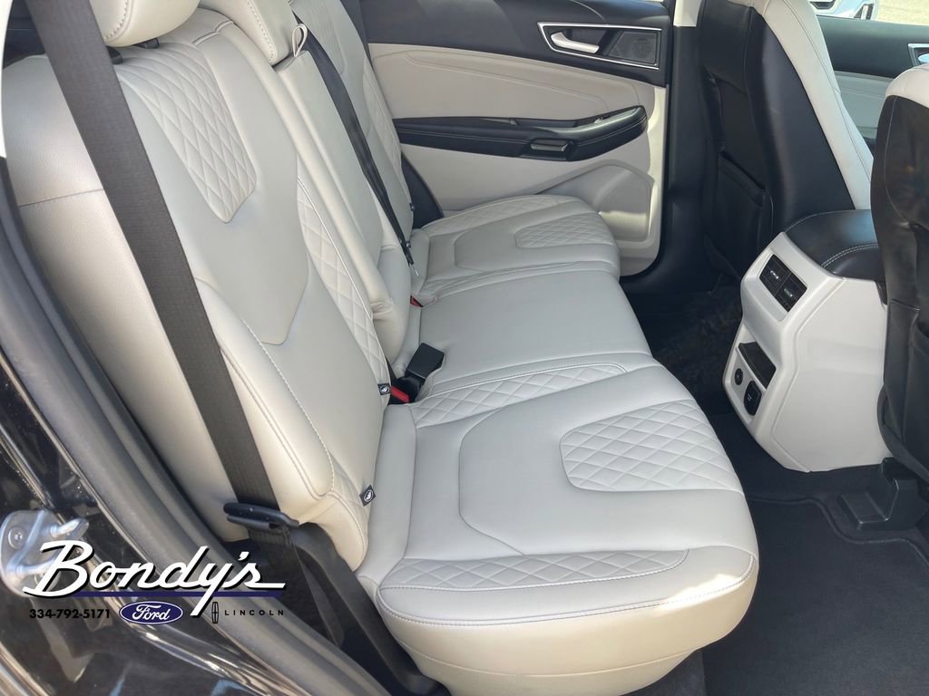 Used 2024 Ford Edge Titanium image 14