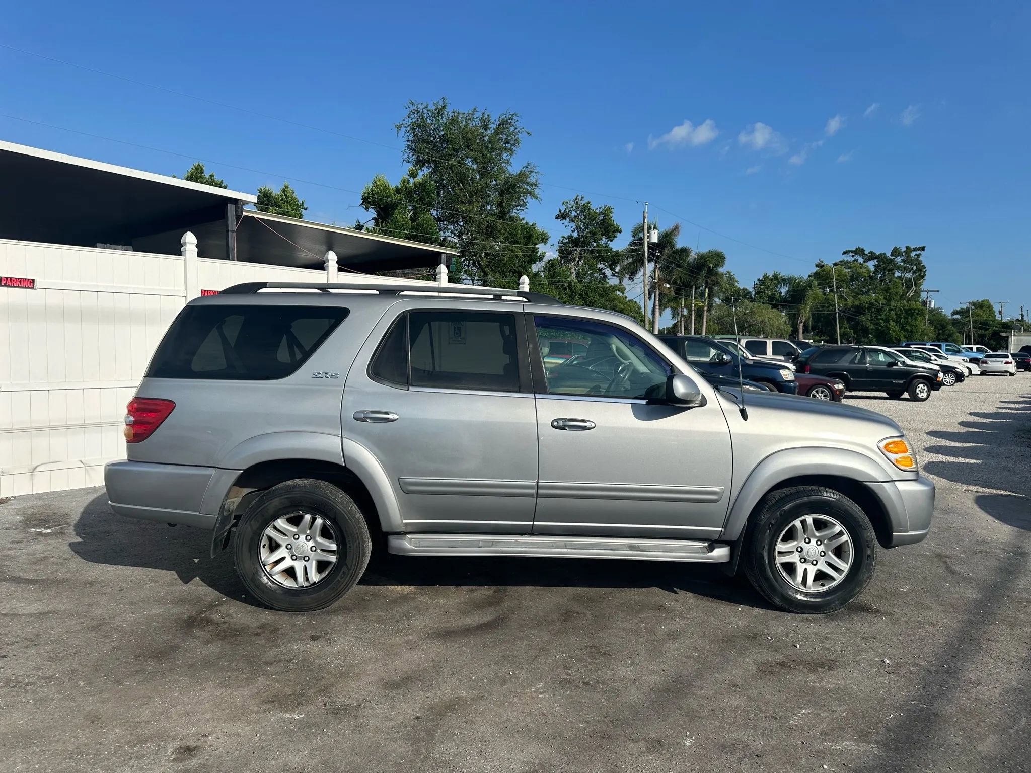 Used 2003 Toyota Sequoia SR5 RWD image 5