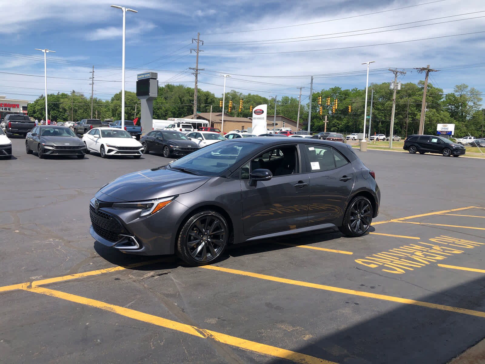 New 2026 Toyota Corolla XSE FWD image 4