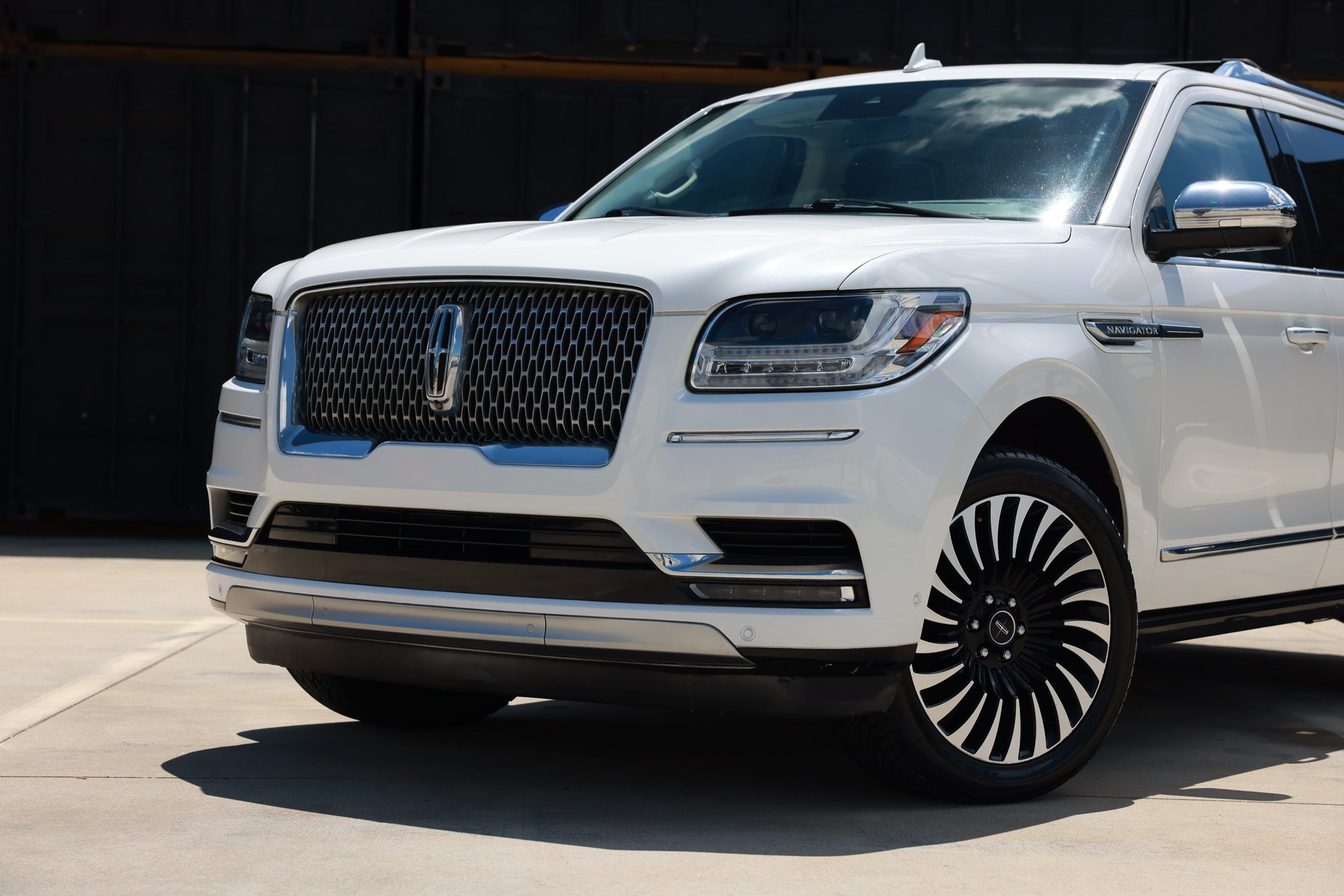 Used 2020 Lincoln Navigator L Black Label w/ Cargo Convenience Package AWD/4WD image 45