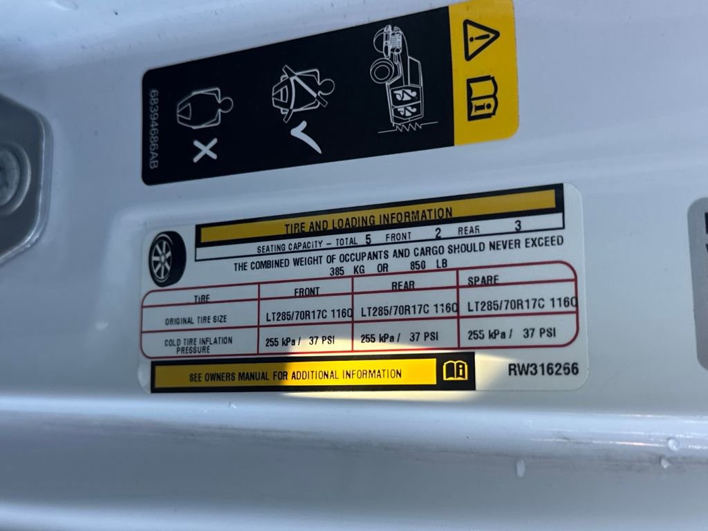 Used 2024 Jeep Wrangler Unlimited image 50