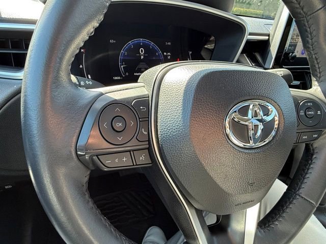 Used 2024 Toyota Corolla Cross XLE w/ Convenience Package FWD image 15