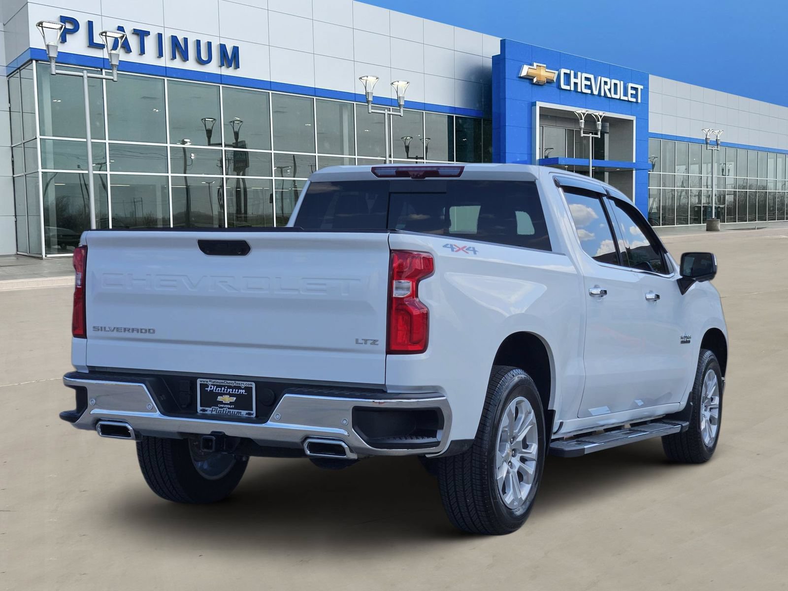 Certified 2025 Chevrolet Silverado 1500 LTZ w/ LTZ Premium Texas Edition AWD/4WD image 5