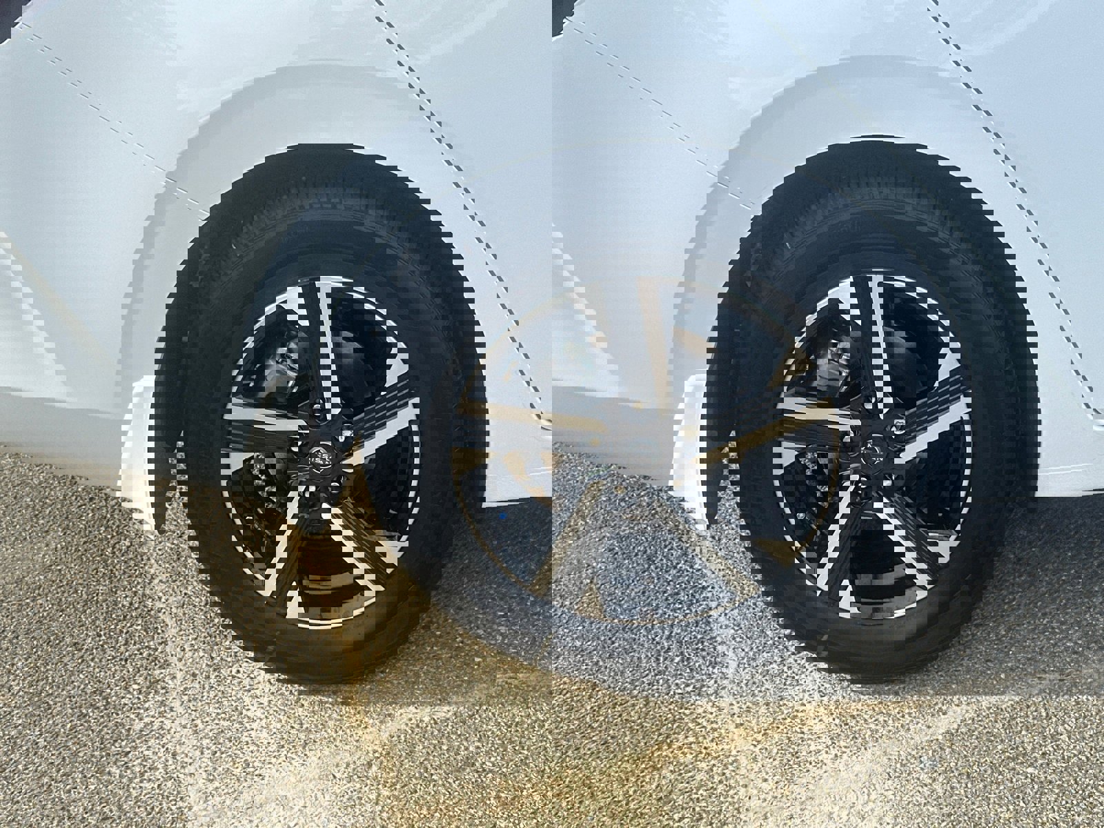 New 2025 Nissan Sentra SV image 17