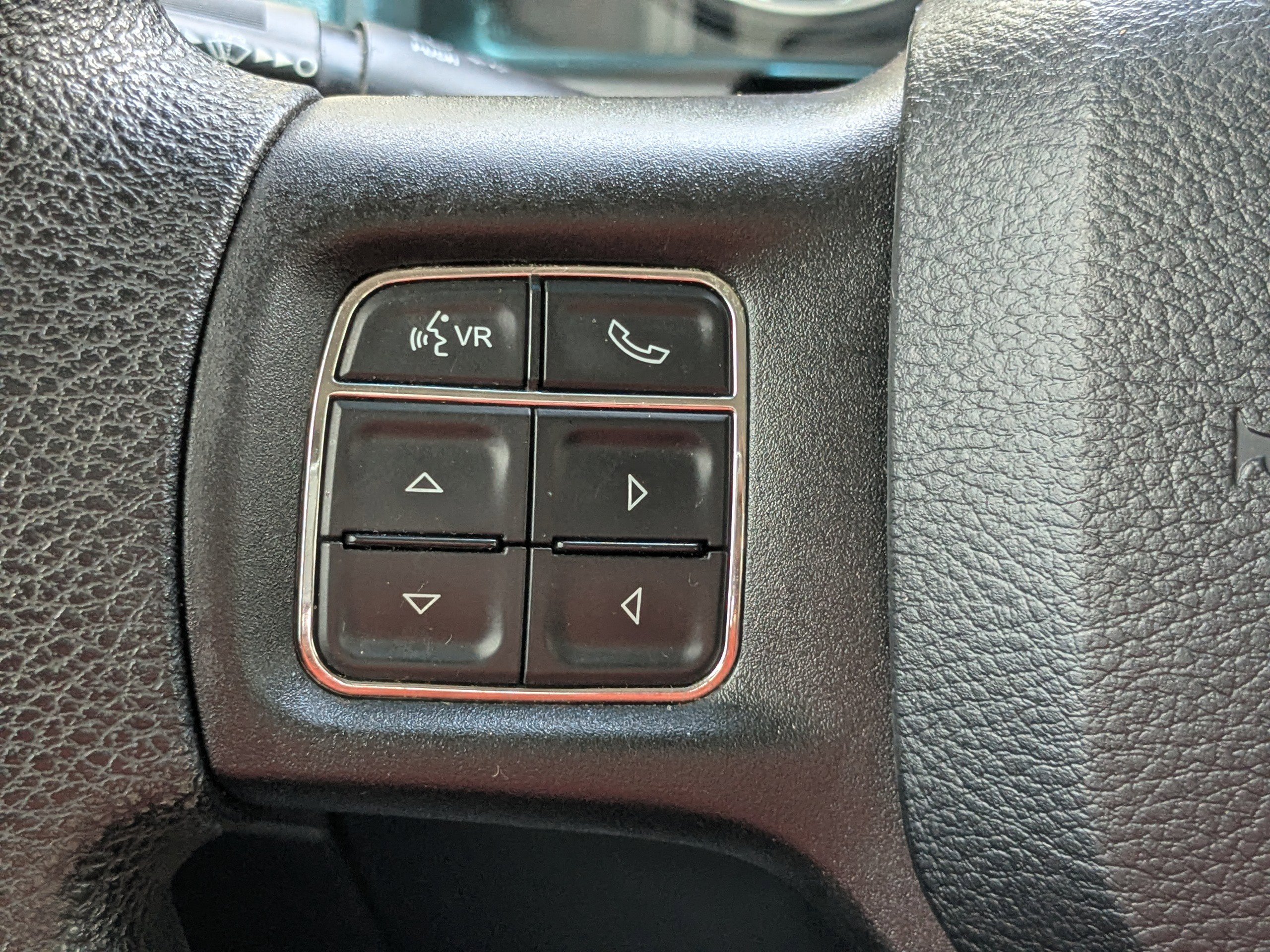 Certified 2017 RAM 1500 Express AWD/4WD image 22