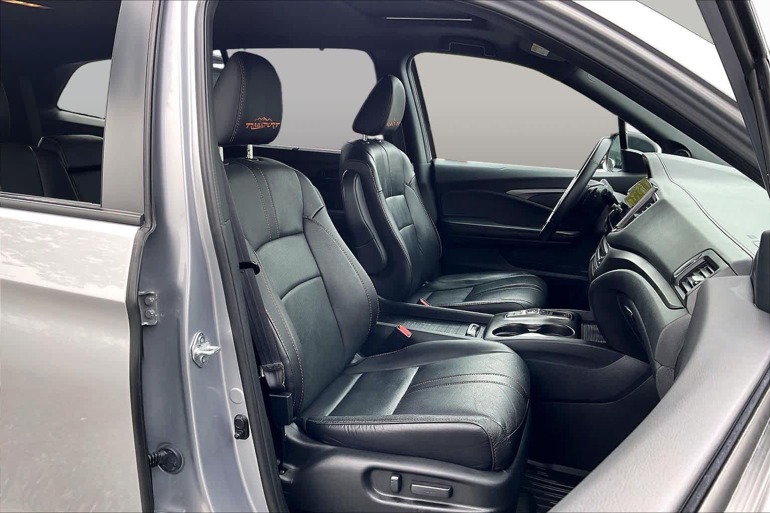 Used 2022 Honda Pilot TrailSport image 8