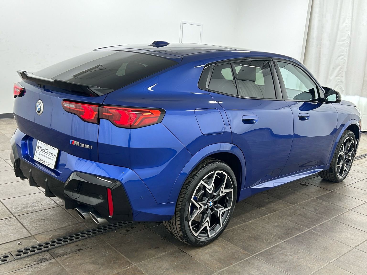 Used 2025 BMW X2 M35i image 5