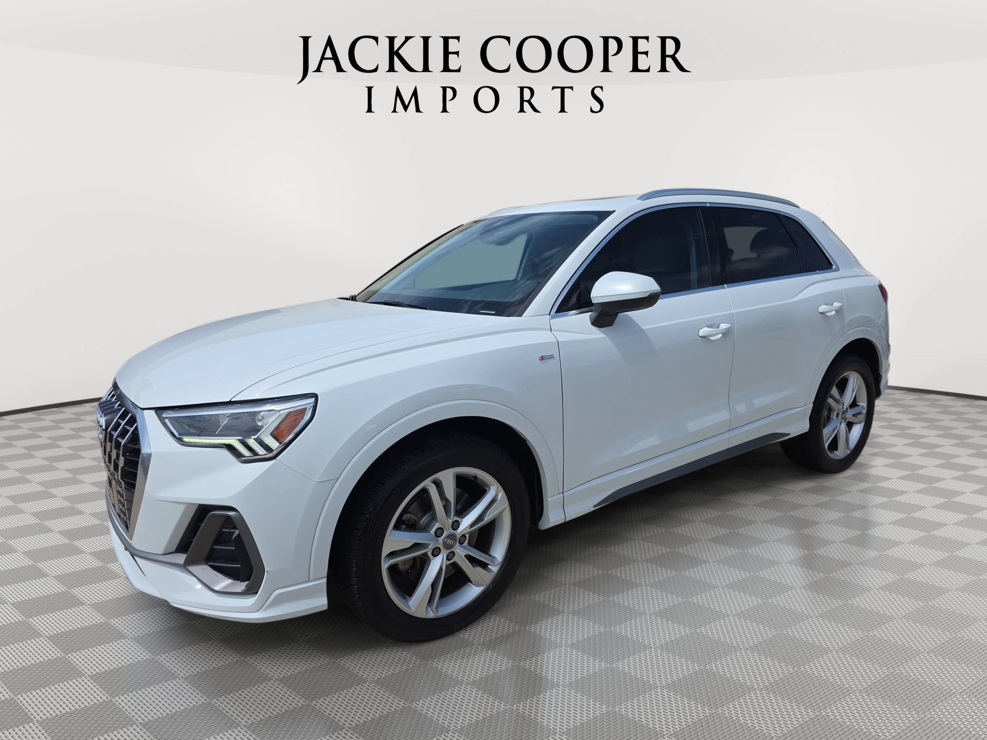 Used 2020 Audi Q3 2.0T Premium Plus w/ Premium Plus Package