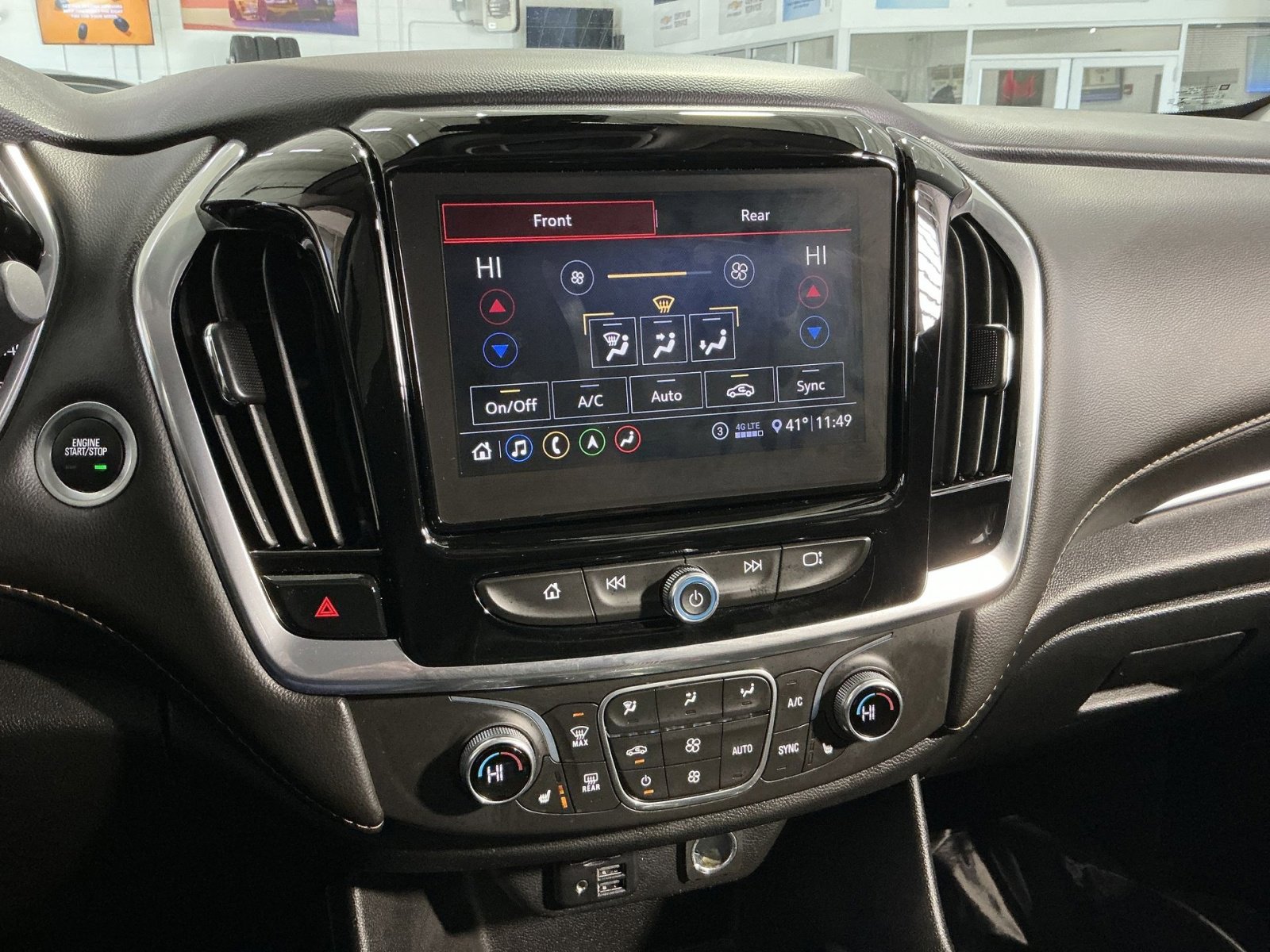 Used 2020 Chevrolet Traverse RS image 29