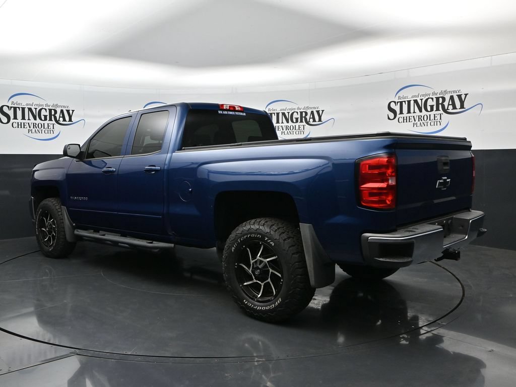 Used 2018 Chevrolet Silverado 1500 LT w/ All Star Edition AWD/4WD image 5