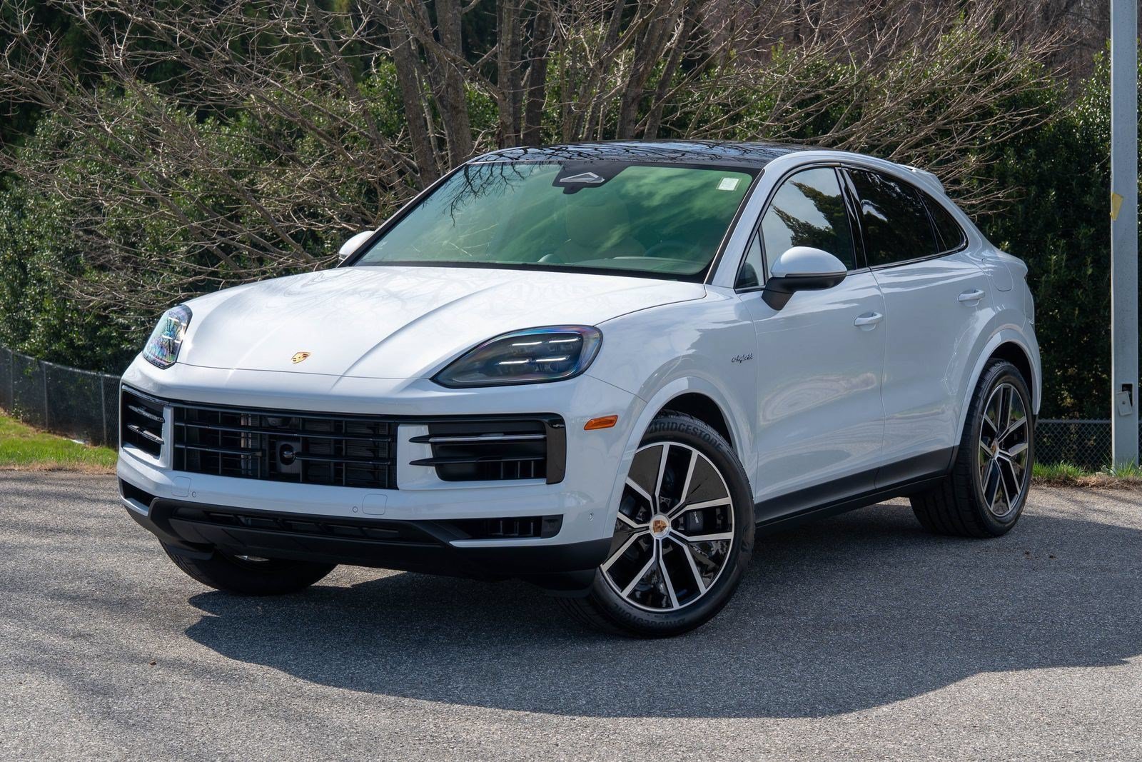 New 2026 Porsche Cayenne Coupe AWD/4WD image 1