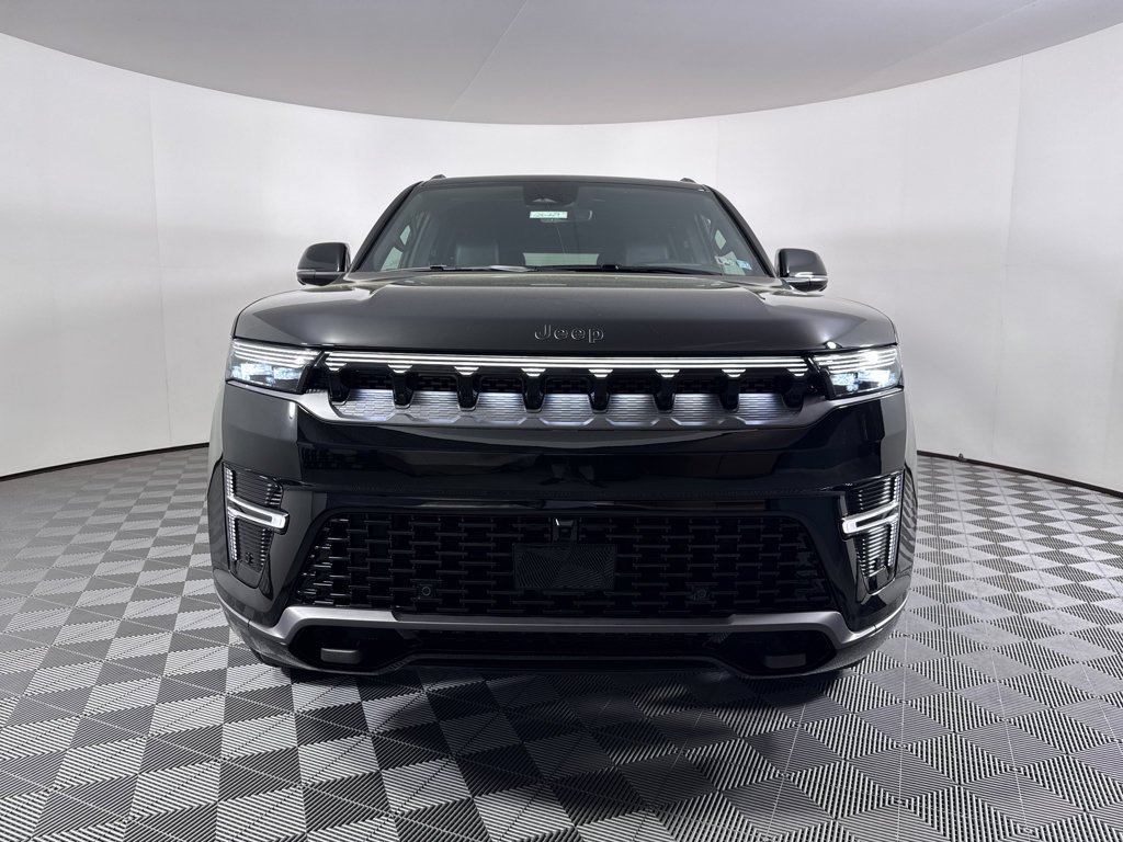New 2026 Jeep Grand Wagoneer L Limited AWD/4WD image 2