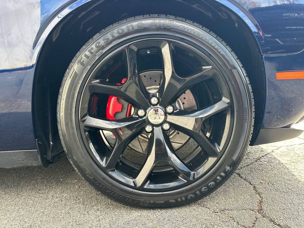 Used 2016 Dodge Challenger SXT Plus image 13