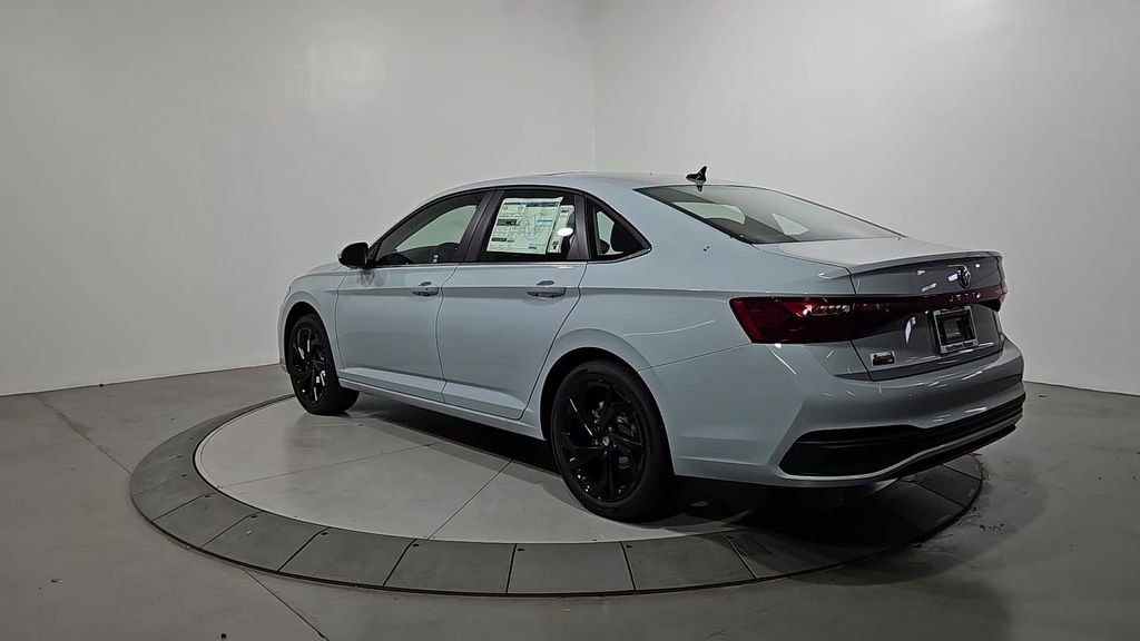 New 2026 Volkswagen Jetta SE image 3