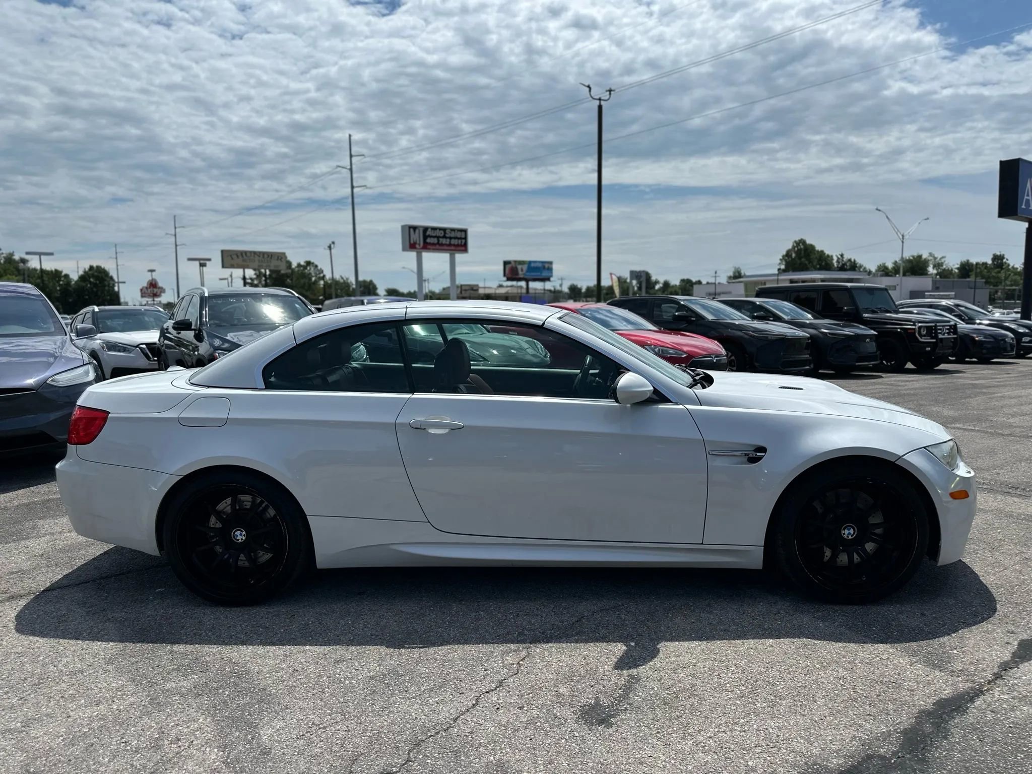 Used 2012 BMW M3 Convertible image 8