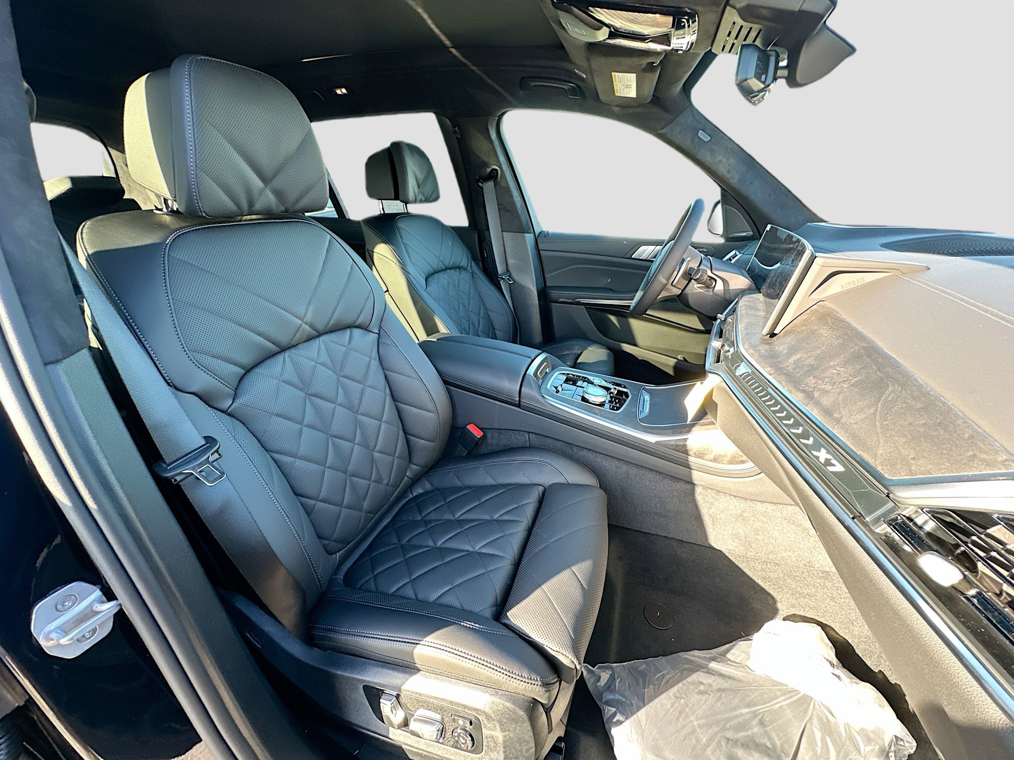 New 2026 BMW X7 xDrive40i w/ Executive Package image 24