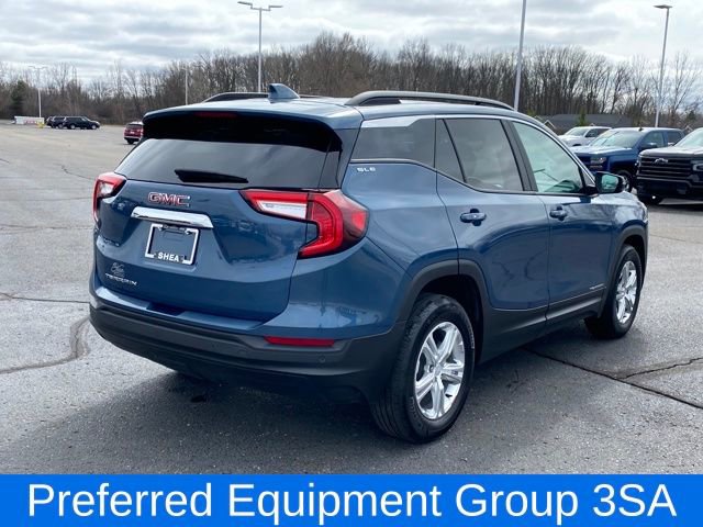 Certified 2024 GMC Terrain SLE w/ Driver Convenience Package image 3